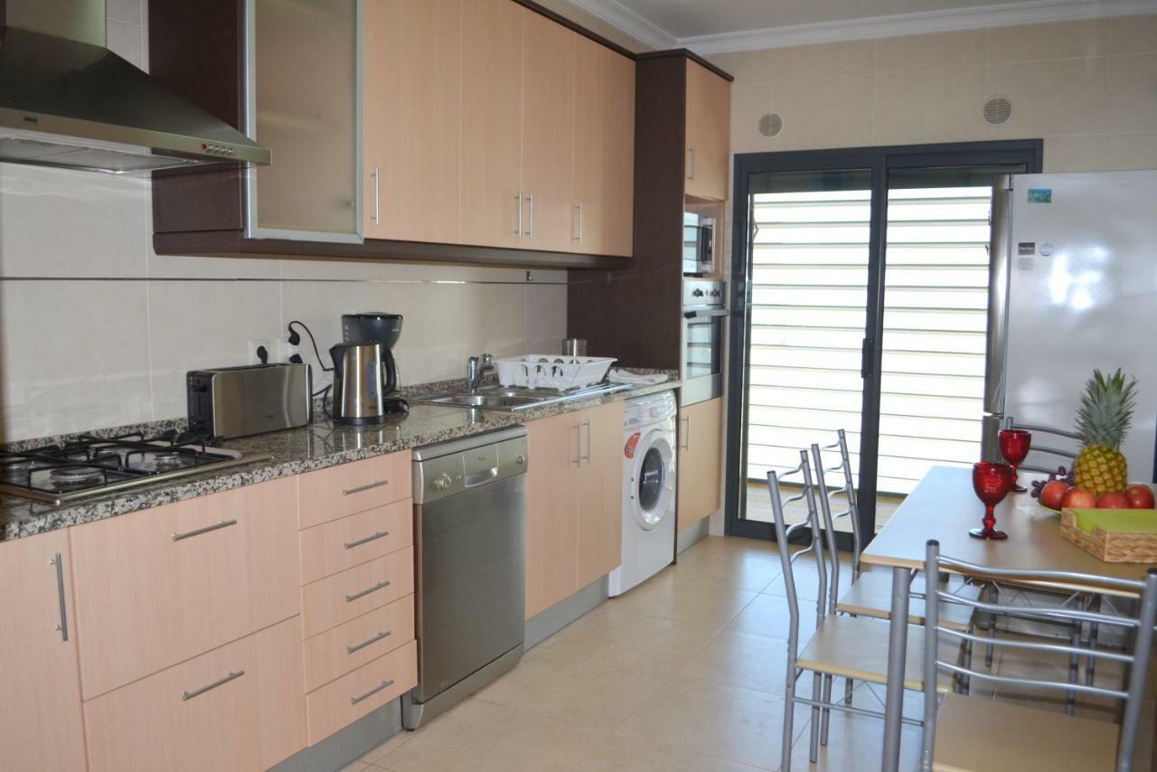 Marina Beach Apartment Lagos Exterior photo